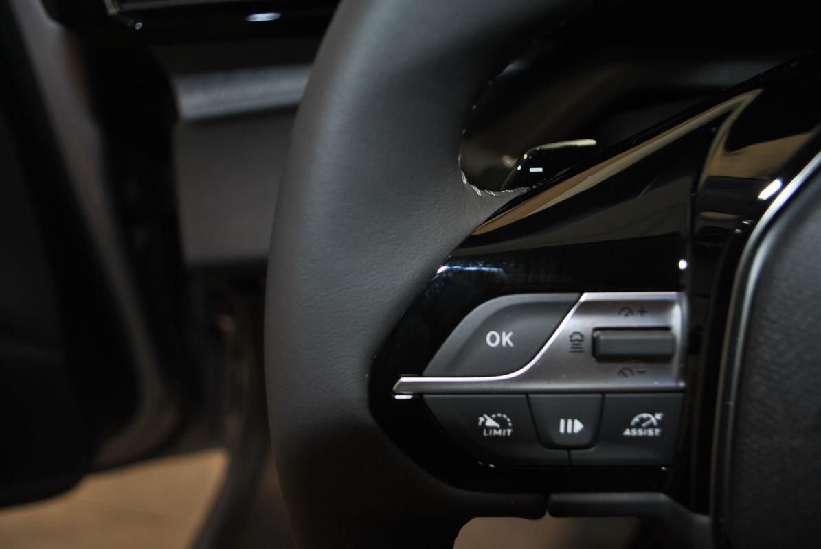 Peugeot 308 - III 1.2 PURETECH 130 EAT8 ALLURE PACK