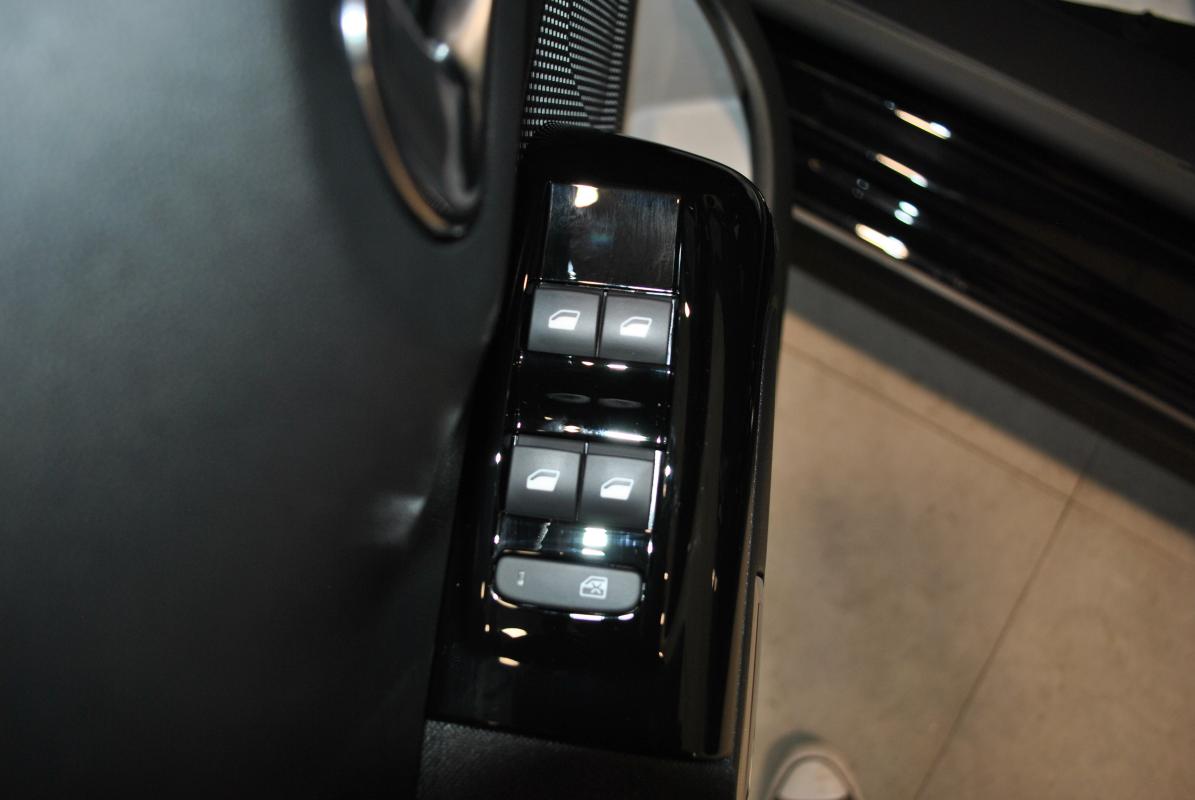Citroën C3 - III (2) 1.2 PURETECH 110 EAT6 SHINE PLUS