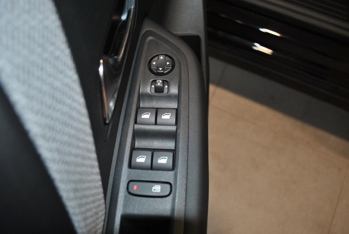 Citroën C4 - III 1.5 BLUEHDI 130 EAT8 MAX