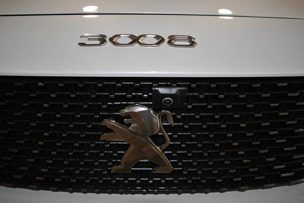 Peugeot 3008 - II (2) 1.5 BLUEHDI 130 EAT8 GT PACK