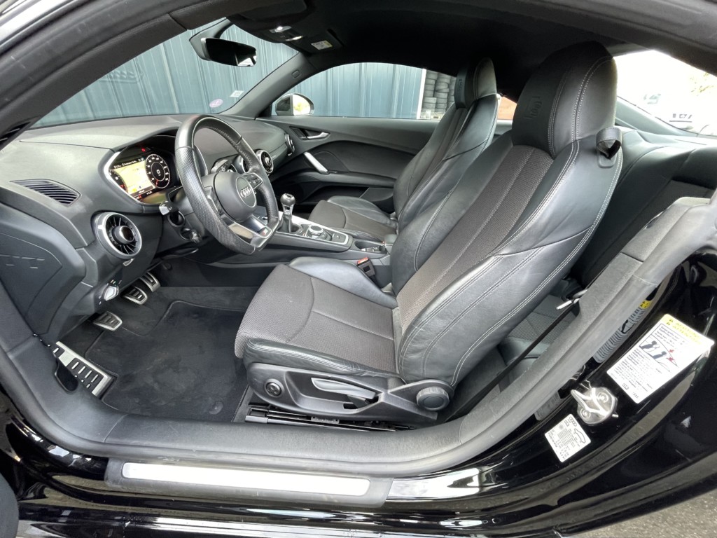 Audi TT - 1.8 TFSI 180ch S line BVM6